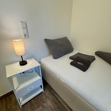 Monteurzimmer In Bielefeld - Mitte Eksteriør bilde